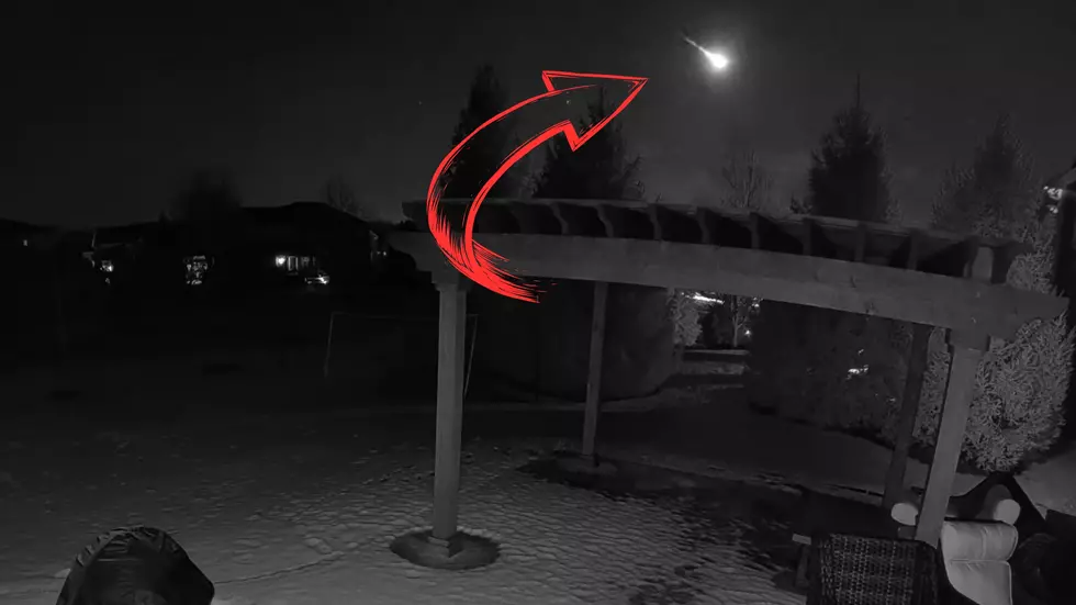 Videos Show Meteor Spotted by Hundreds in Illinois
